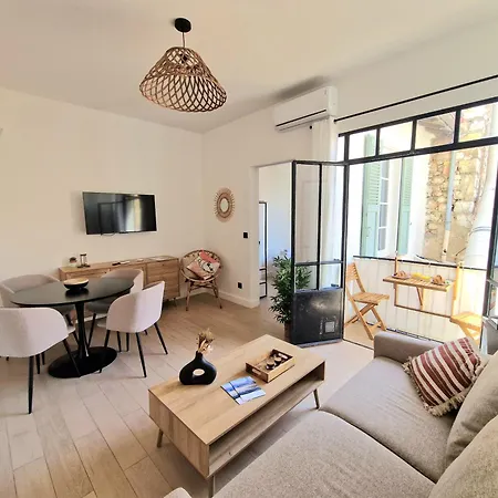 Apartment Casa Riviera - En Plein Coeur Du Vieil